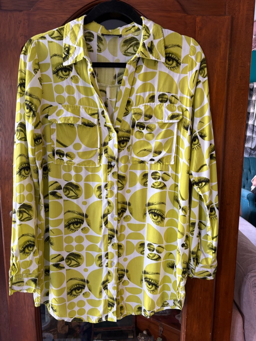 Button-Up Blouse with Graphic Eye Print in Lime, White and Black